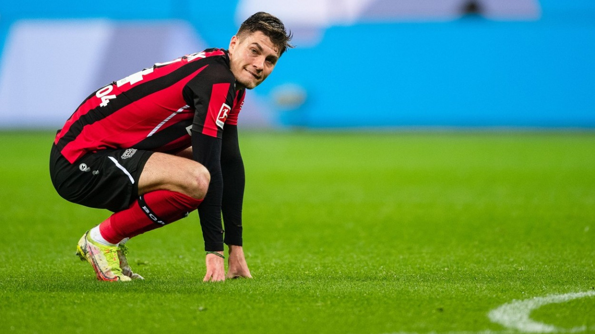 Leverkusenu dva Schickovy góly k vítězství nestačily