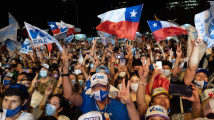 Krajně pravicový politik versus mladý levicový lídr. Chile si volí nového prezidenta