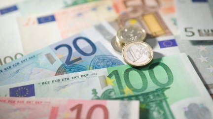 Inflace v Evropské unii je nejvyšší za posledních 20 let, vzrostla na 5,2 procenta