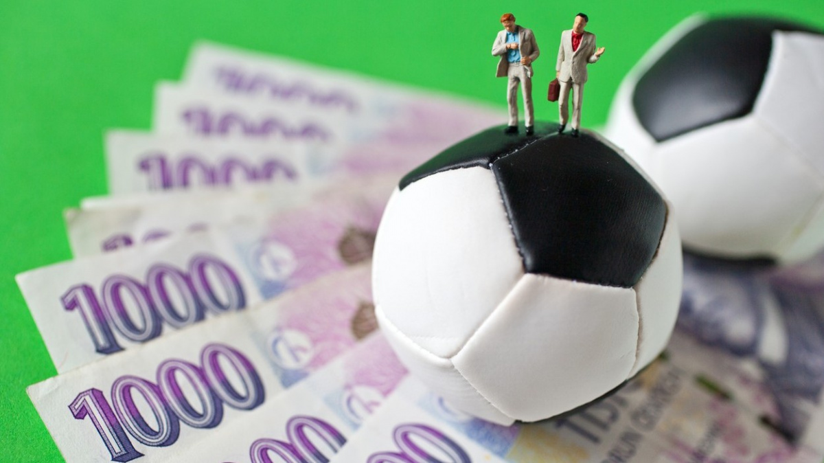 Etická komise FAČR zahájila disciplinární řízení se čtveřicí sudích