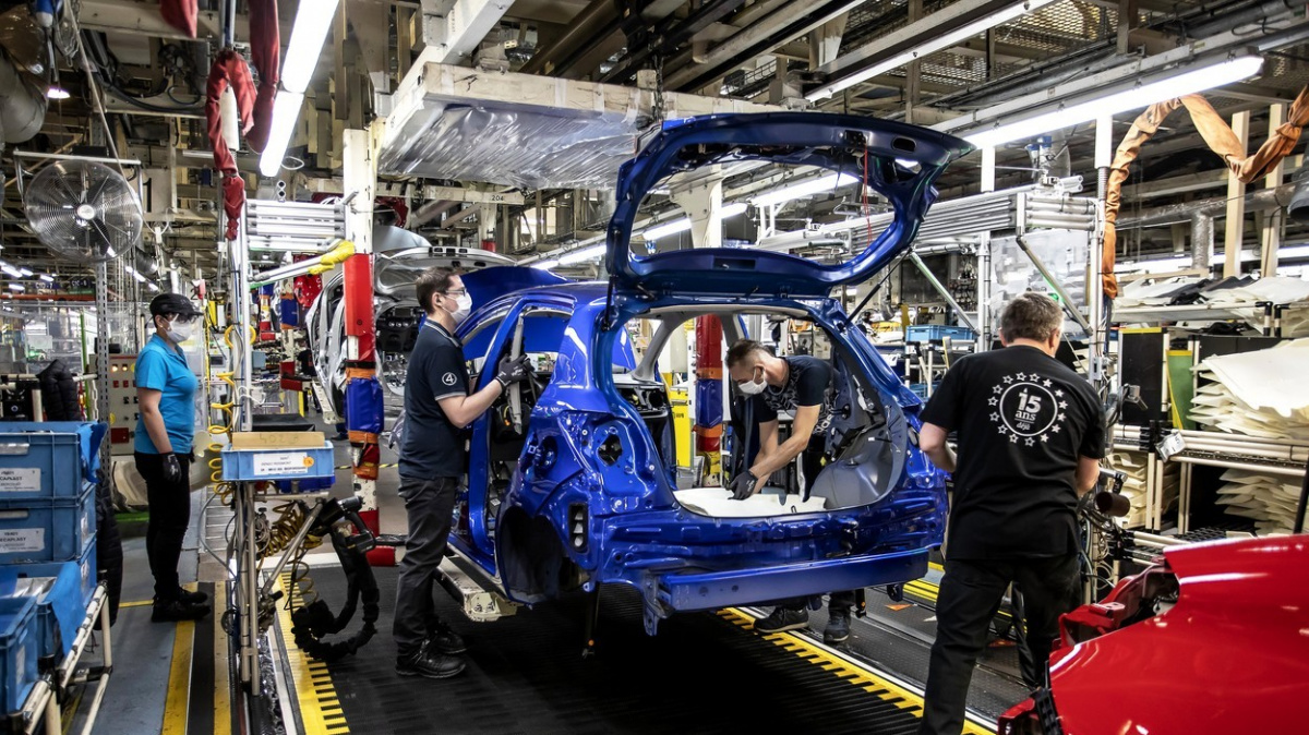 Toyota by mohla v USA za loňský rok v prodeji aut předběhnout General Motors