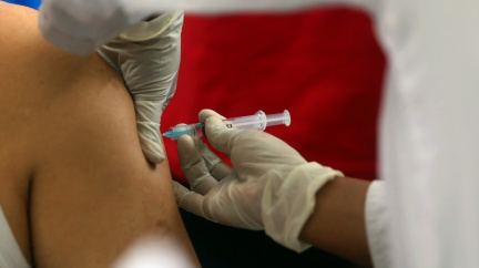Chudší země dostaly díky programu COVAX už přes miliardu očkovacích dávek