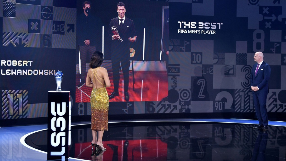 Nejlepším fotbalistou světa je podle FIFA Lewandowski - už podruhé za sebou