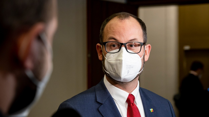 Farský se v polovině února vzdá poslaneckého mandátu osobně na schůzi Sněmovny