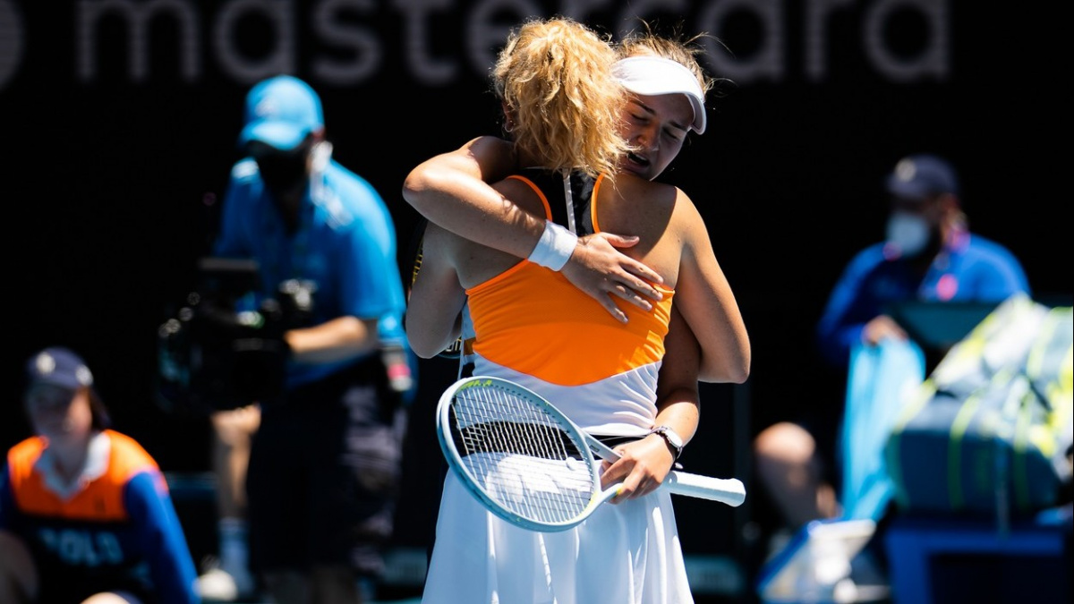 Krejčíková se Siniakovou si v neděli zahrají finále Australian Open