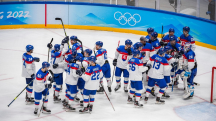 Slovenští hokejisté porazili USA a jsou po dvanácti letech v olympijském semifinále