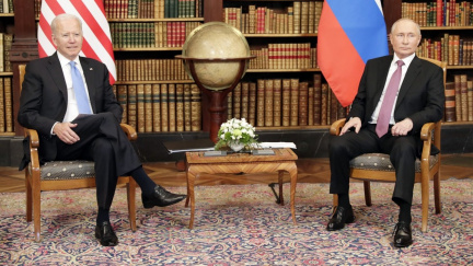 Setkání Bidena a Putina není v plánu. Bude to možné, až Moskva sníží napětí, uvedl Bílý dům