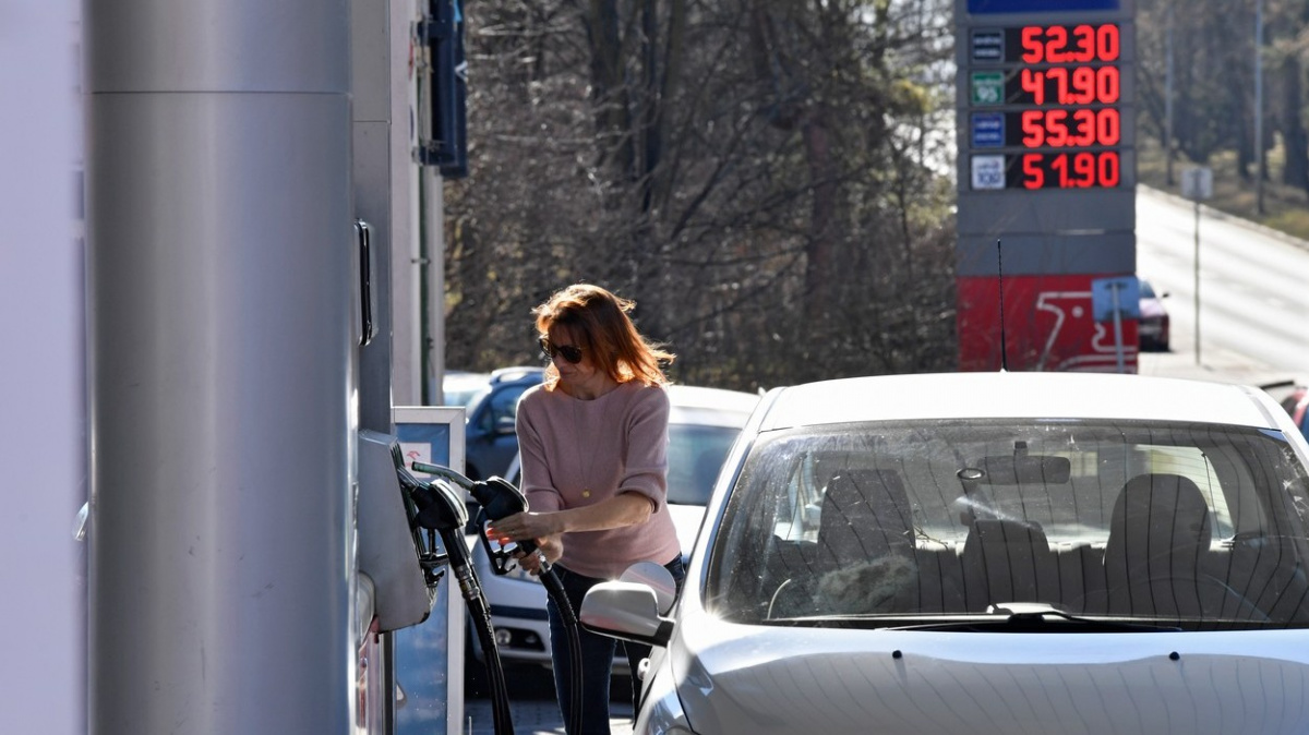 Pekarová Adamová a Schillerová se přely ohledně pomoci lidem kvůli zdražování