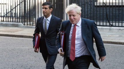 Pokutu za večírky v Downing Street dostane i Johnson a ministr financí Sunak