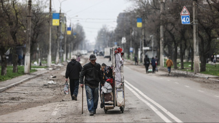 Pád Mariupolu by mohl být kritický pro ukrajinskou obranu Donbasu, myslí si expert