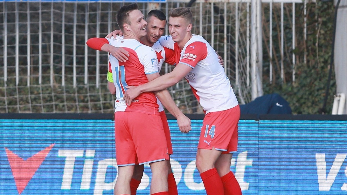Slavia vyhrála základní část fotbalové ligy, skupinu o titul doplnil Hradec