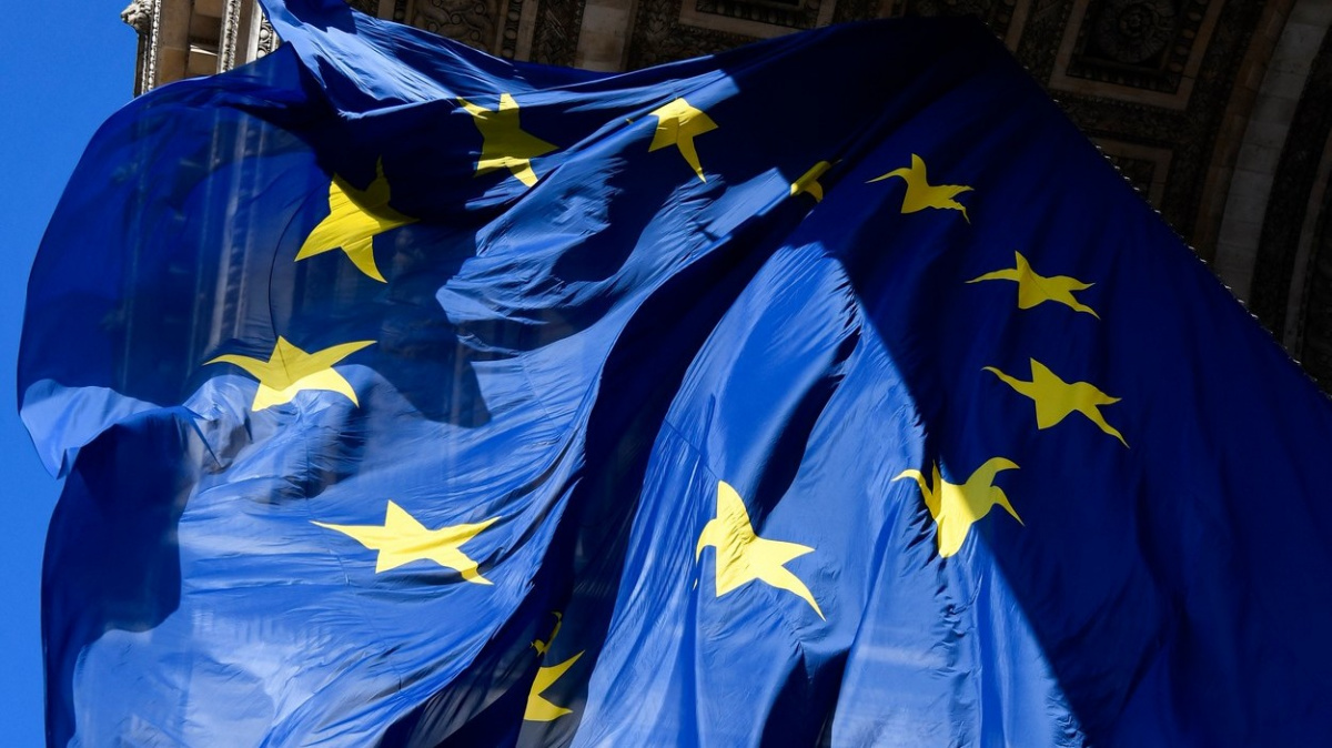 EU připravuje „chytré sankce“ na dovoz ruské ropy, chce posílit tlak na Rusko