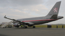 V Čáslavi přistálo letadlo s ostatky generála Moravce, do Česka je dopravil vojenský speciál
