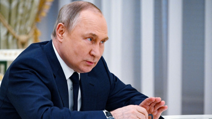 „Jako by byl nějaký plukovník.“ Putin osobně zasahuje do války na Ukrajině