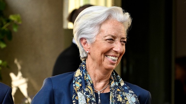 Kryptoměny nestojí za nic, měly by být regulovány, říká prezidentka ECB