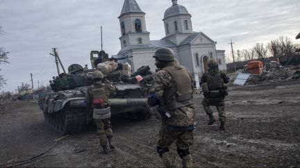 Zeman nevyhověl žádostem 11 Čechů o souhlas se vstupem do ukrajinských sil