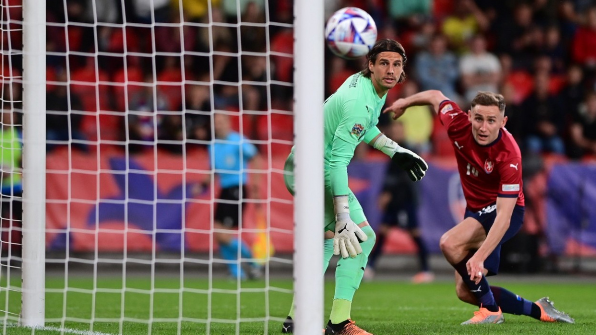 Liga národů: Čeští fotbalisté na úvod porazili Švýcarsko 2:1