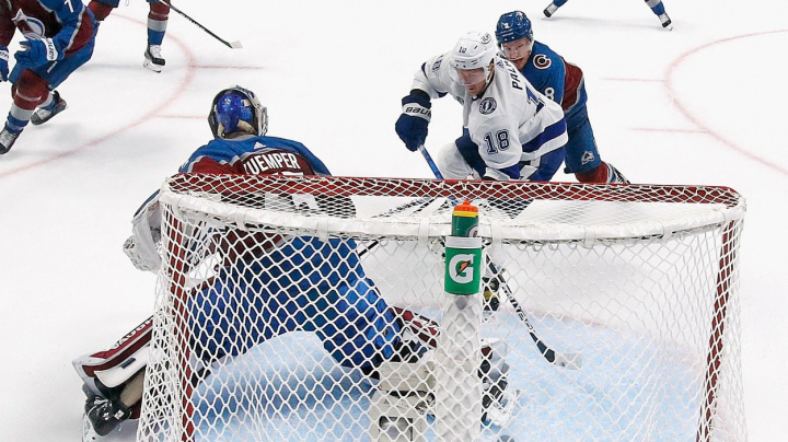 Ve finále Stanley Cupu vede Colorado, Palátův gól na výhru Tampy nestačil