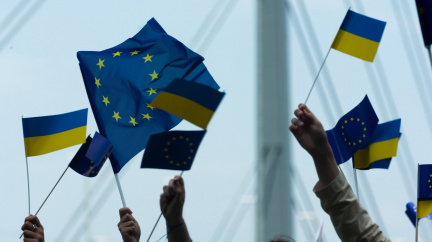 Aktualizováno: Ukrajina a Moldavsko získaly status kandidátské země EU
