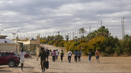 Při pokusu dostat se do španělské enklávy zemřelo 18 migrantů z Afriky