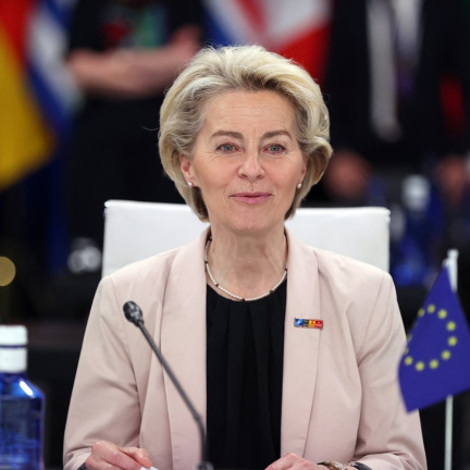 Von der Leyenová v ukrajinském parlamentu: Čeká vás dlouhá cesta, Evropa je na vaší straně