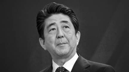 Aktualizováno: Japonský expremiér Abe je po smrti, stal se obětí atentátu