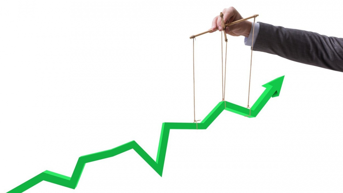 Evropská komise snížila výhled růstu české ekonomiky na příští rok, letošní naopak zvýšila