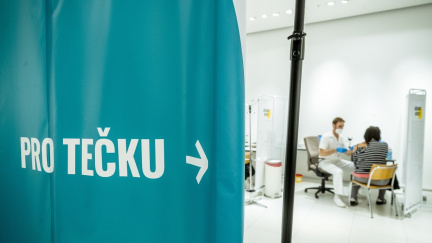 Od pondělí začne očkování čtvrtou dávkou pro lidi nad 18 let