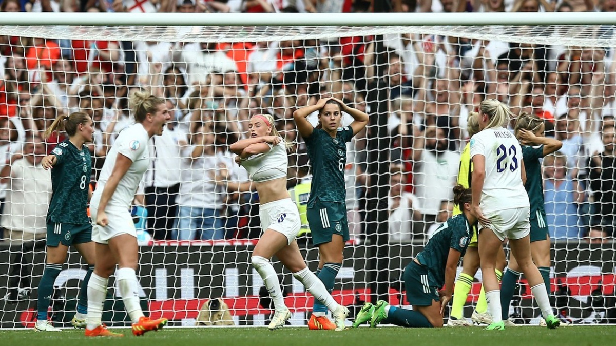 Ženský fotbal u nás se musí zprofesionalizovat, soudí kouč českých reprezentantek