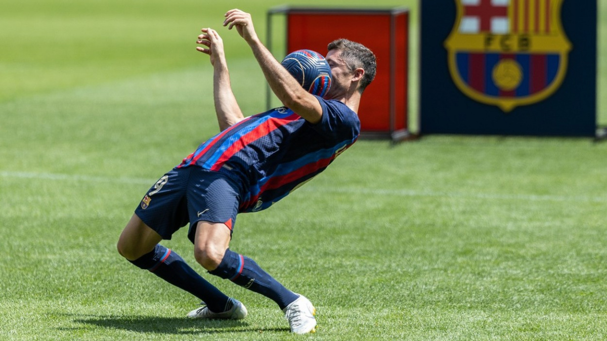 Lewandowského na Camp Nou přivítalo téměř 60 tisíc fanoušků Barcelony