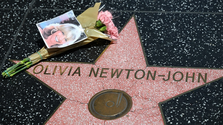 Zemřela herečka a zpěvačka Olivia Newtonová-Johnová