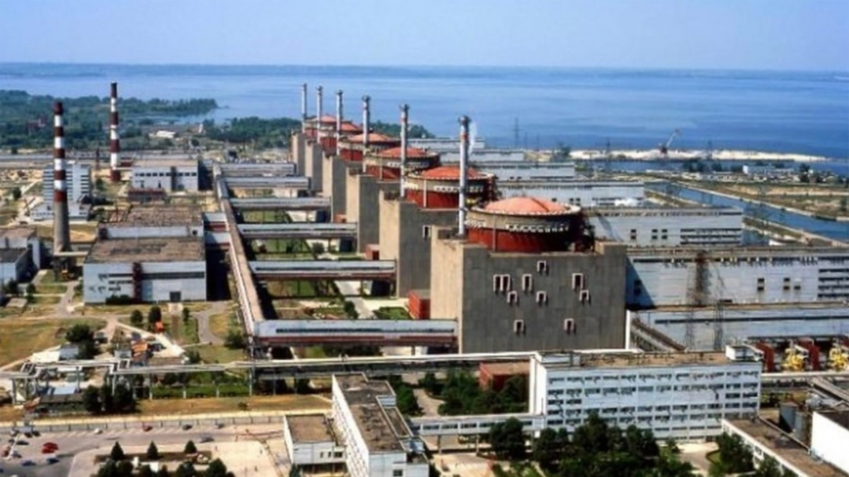 Ukrajina cílí na ruské okupanty ostřelující jadernou elektrárnu