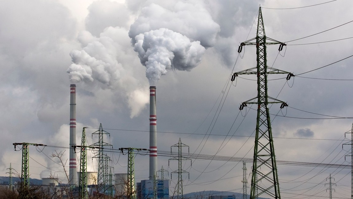 Cena elektřina je v Evropě na rekordu – a dál poroste