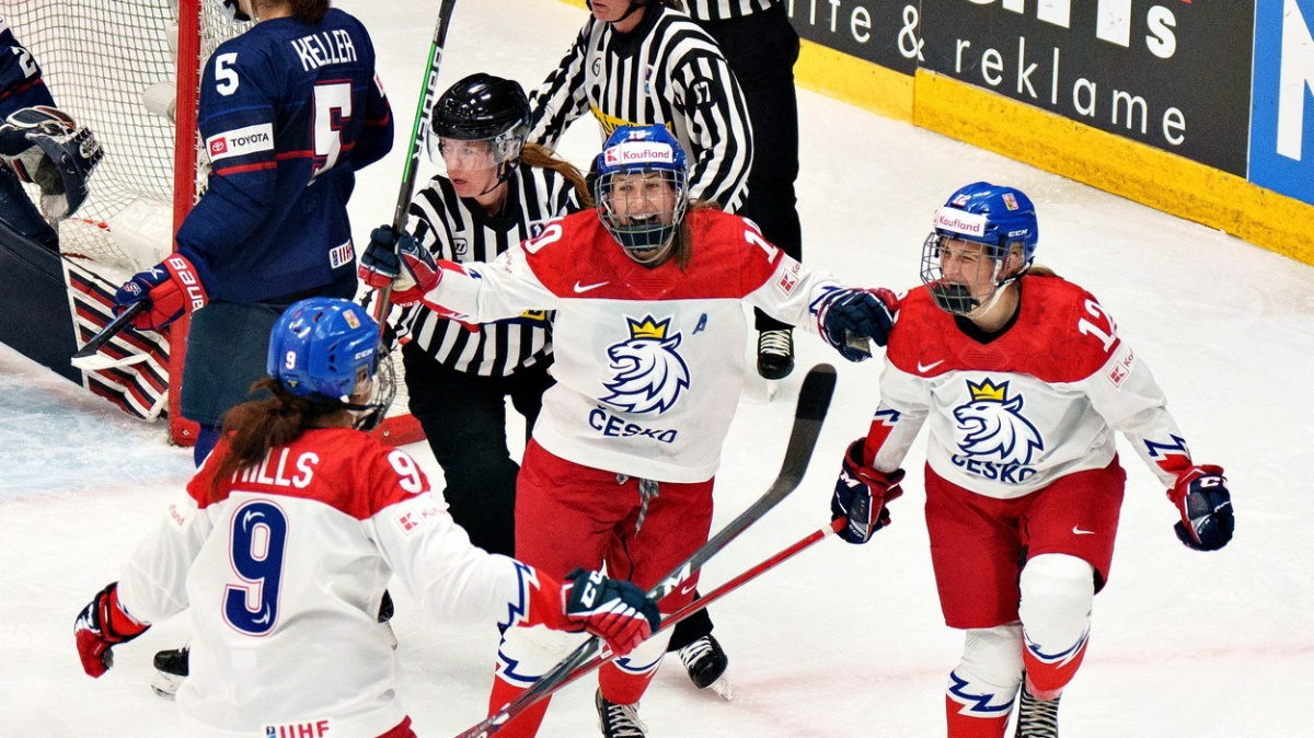 České hokejistky v semifinále MS prohrály s USA, čeká je boj o bronz