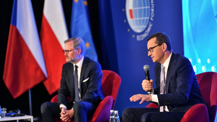 Češi a Poláci obnovili spolupráci na plynovodu Stork II, oznámil Fiala