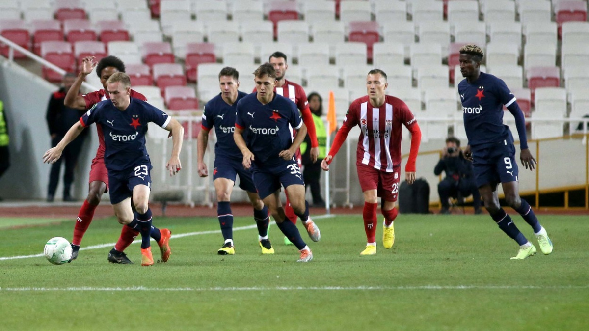 České kluby Slovácko a Slavia v zápasech Konferenční ligy pouze remizovaly