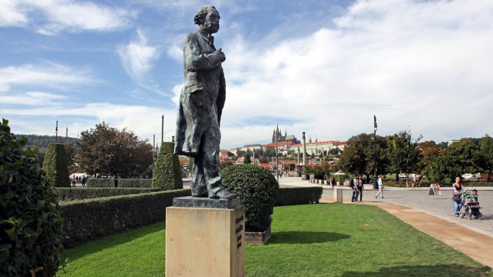 Do zámoří se slavnému skladateli nechtělo, pak tam stvořil krásné dílo