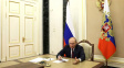Putin podepsal dekrety o uznání nezávislosti Záporožské a Chersonské oblasti