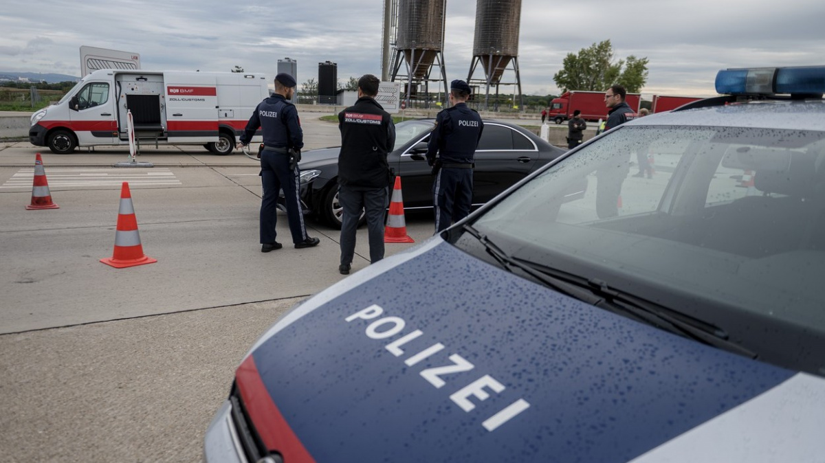 EU dostatečně nechrání své vnější hranice, vnitřní kontroly příliv muslimských migrantů nezastaví