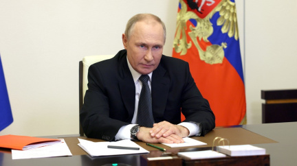Aktualizováno: Putin vyhlásil v okupovaných ukrajinských oblastech stanné právo