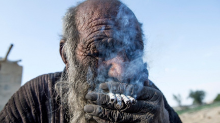 V 94 letech zemřel největší špindíra na světě. Osudným mu zřejmě bylo umytí