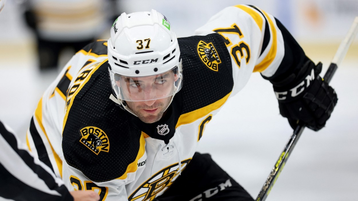 Krejčí, Pastrňák a Zacha bodovali při výhře Bostonu, skórovali i Nečas a Hertl