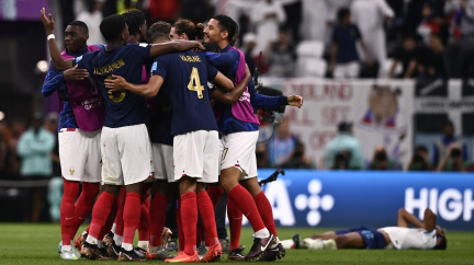 Francouzi ve čtvrtfinále porazili Anglii a mohou snít o obhajobě zlata na MS