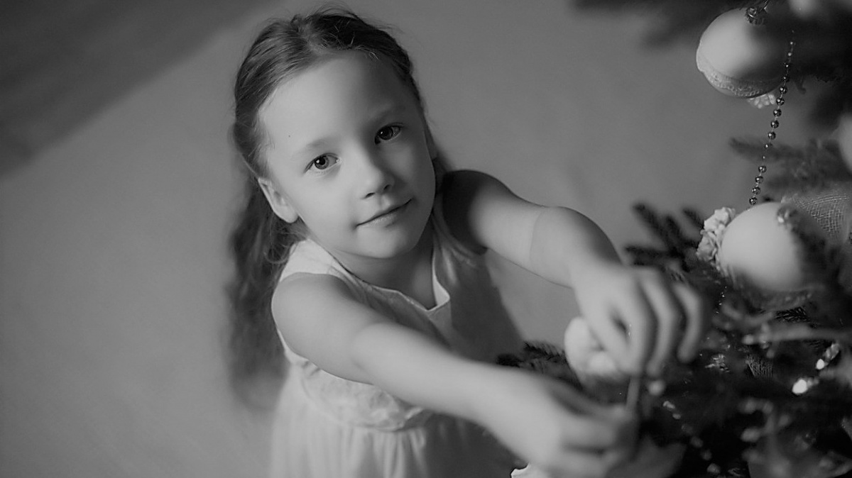 Ježíšek zestárl a stal se Dědou Mrázem. Pohádka, se kterou komunisté u dětí pohořeli