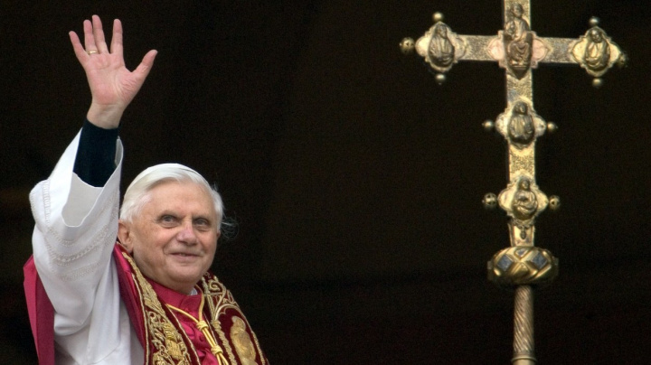 Zemřel Benedikt XVI.