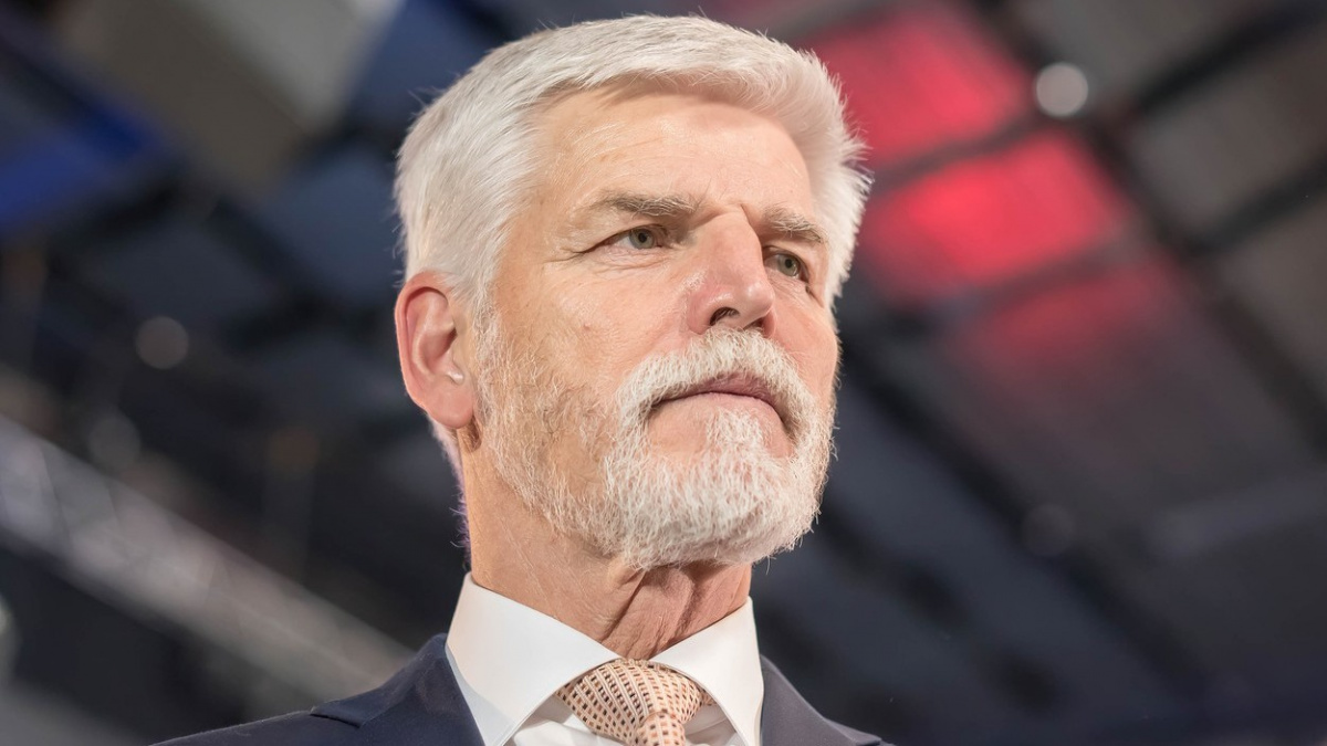 Pavel mluvil se Zelenským, začíná skládat svůj tým na Hrad, vyrazí do krajů