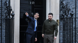 Aktualizováno: Naše vítězství nad Ruskem změní svět, prohlásil Zelenskyj v Londýně a žádal další zbraně