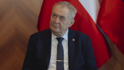 Snížení valorizace penzí je podle Zemana podvod na voličích, on sám by zákon vetoval