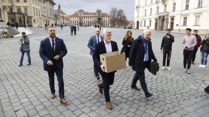 Prezident Pavel už je na Hradě