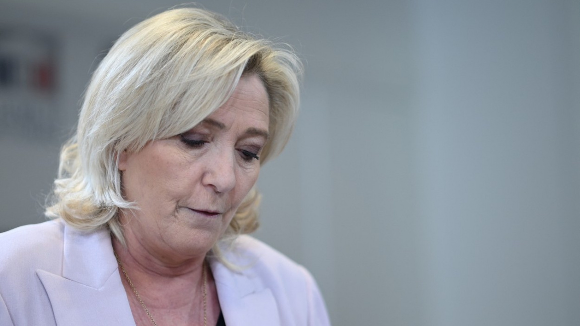 Macron récolte les fruits de sa politique : Le Pen va désormais le battre à l’élection du News